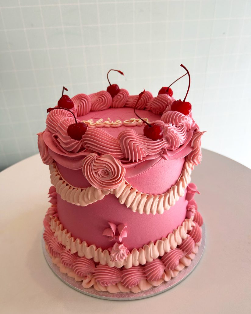 Vintage Style Cake