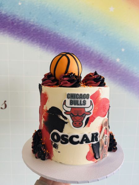 Basketball cake