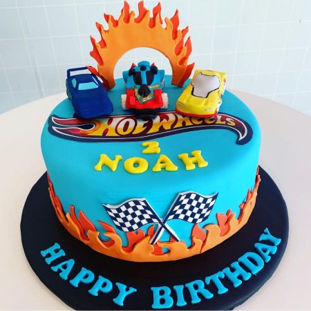 Hot Wheels Cake