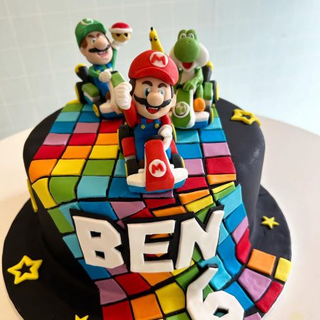 Mario Kart/Yoshi/Luigi Cake