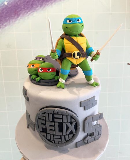 Teenage Mutant Ninja Turtles TMNT cake