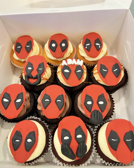 Deadpool cupcake